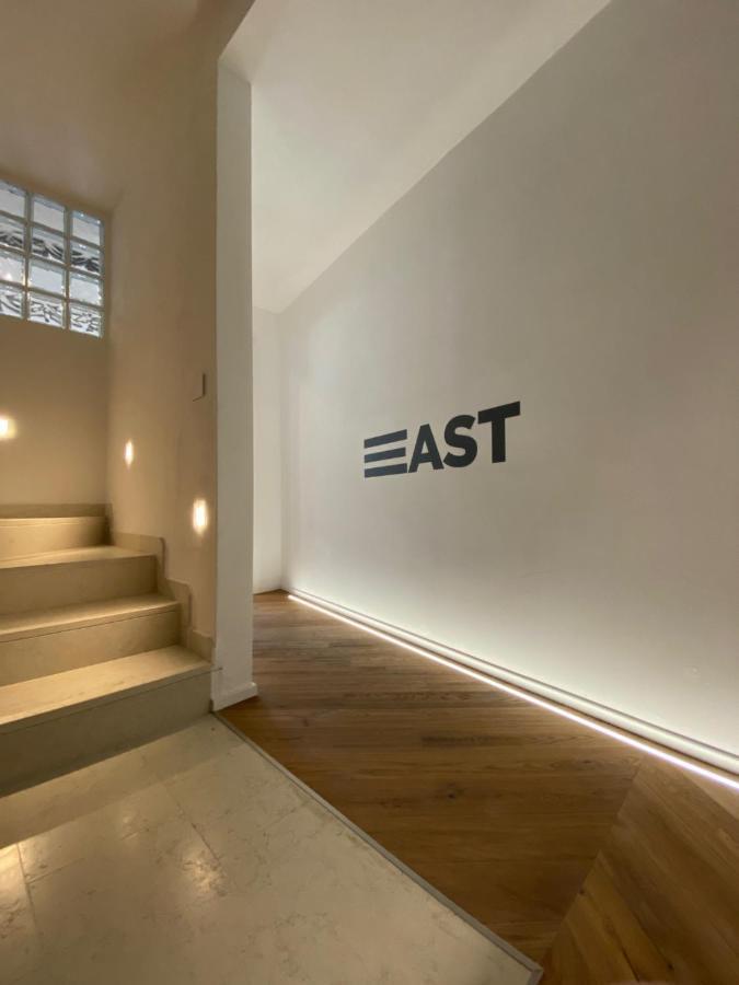 East West Room Арко Экстерьер фото