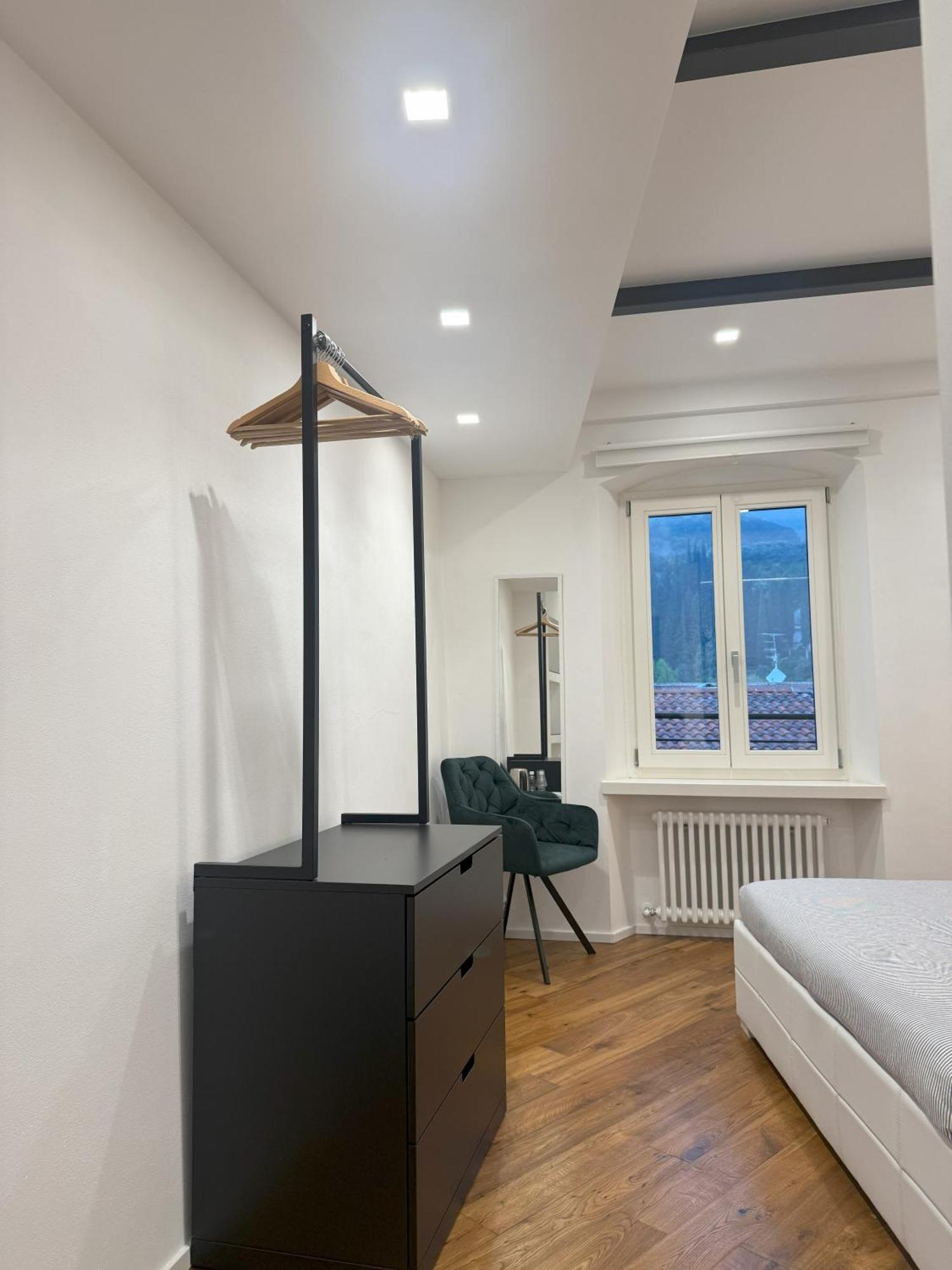 East West Room Арко Экстерьер фото
