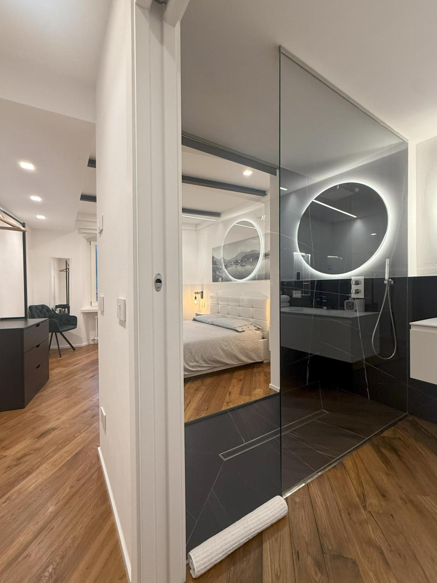East West Room Арко Экстерьер фото